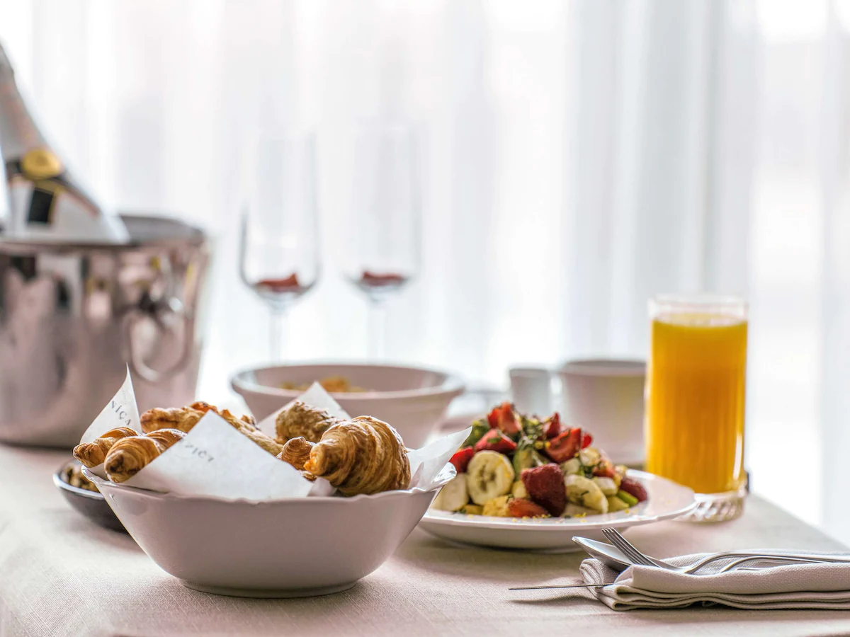 غذا هتل آرتیسان استانبول ام گالری